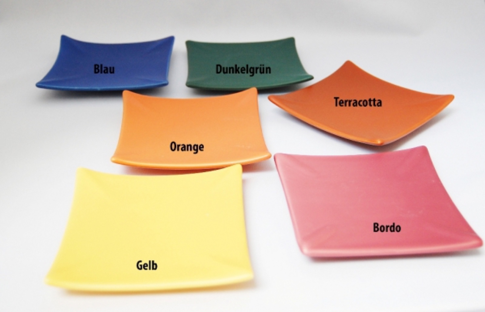 Ceramic plate for your designer candles, gray