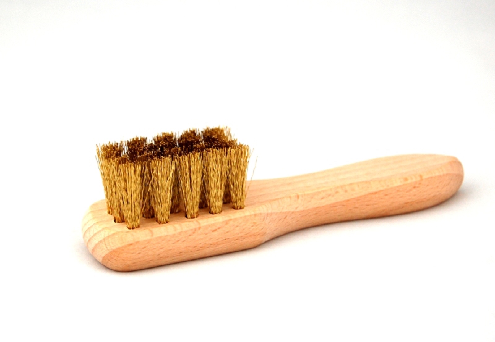 Brass brush with handle
